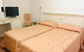Ambassador Tre Rose Hotel Venice 3* Italy
